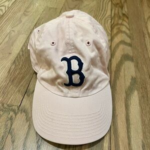 Women's Light Pink Boston Red Sox Baseball Cap with 'B' Logo